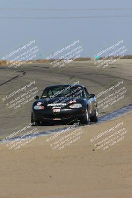 media/Oct-29-2022-CalClub SCCA (Sat) [[e05833b2e9]]/Race Group 3/Qualifying (Outside Grapevine)/